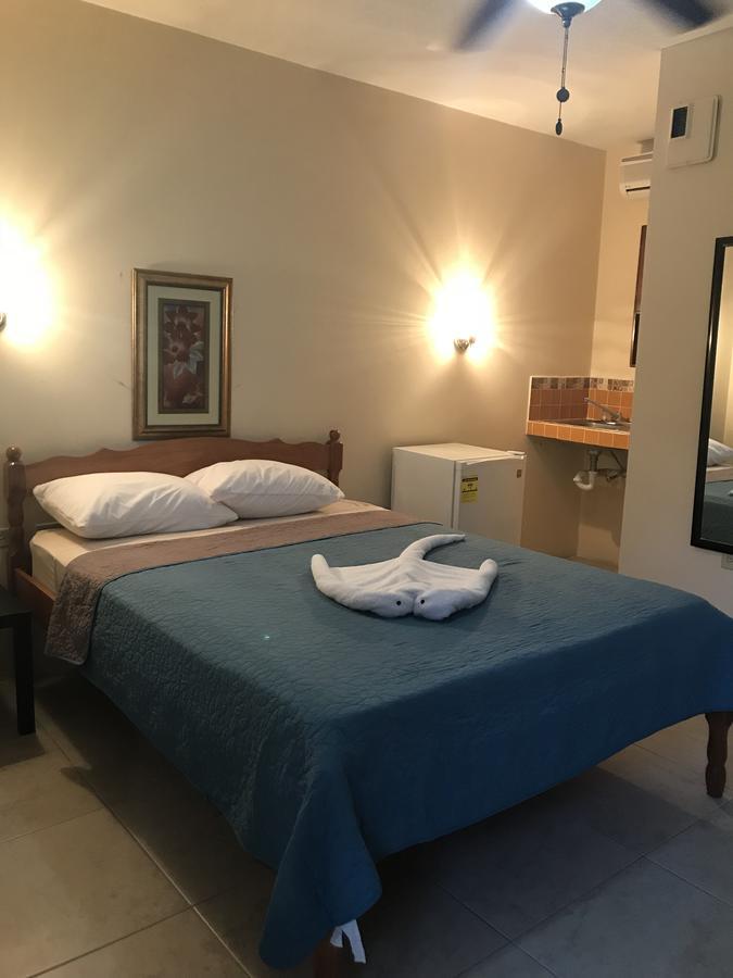 Bella Sombra Guest House Downtown Belize City Esterno foto