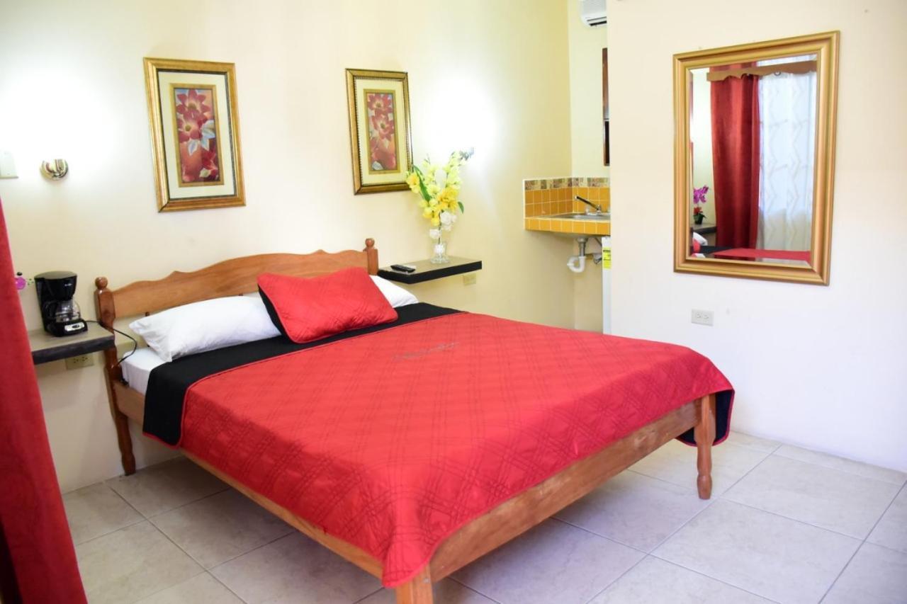 Bella Sombra Guest House Downtown Belize City Esterno foto